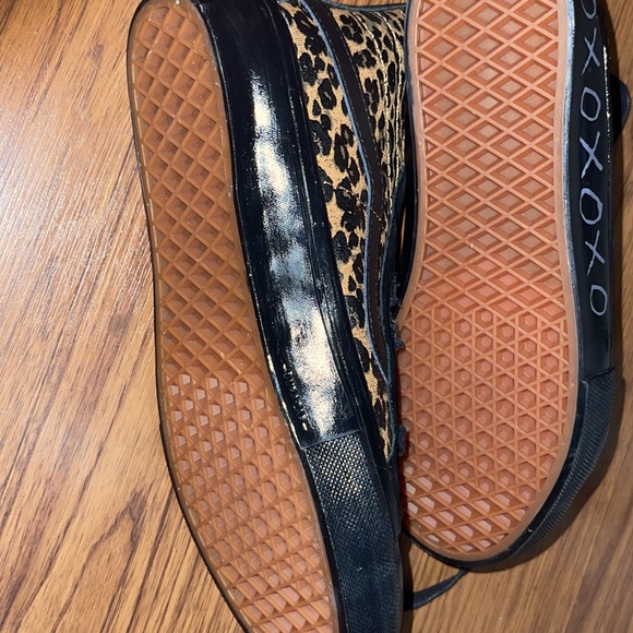 Vans Cher Strawberry Never Worn - Picture 2 of 3